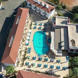 Cosmelenia Aparthotel