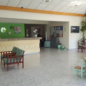aparthotel-mandalena.protaras-cy-hotels.com/
